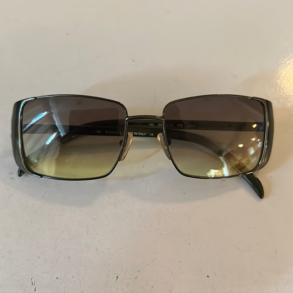 Gucci Vintage (1990) Sunglasses Green 140 GG 2657/S T7X 52▪️17 - Picture 1 of 6